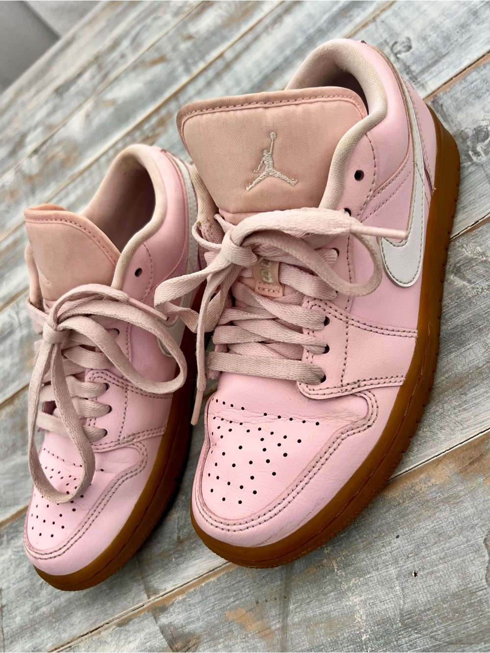 Nike Air Jordan 1 Low Arctic Pink Gum Women’s Size 6 DC0774-601 Pink White